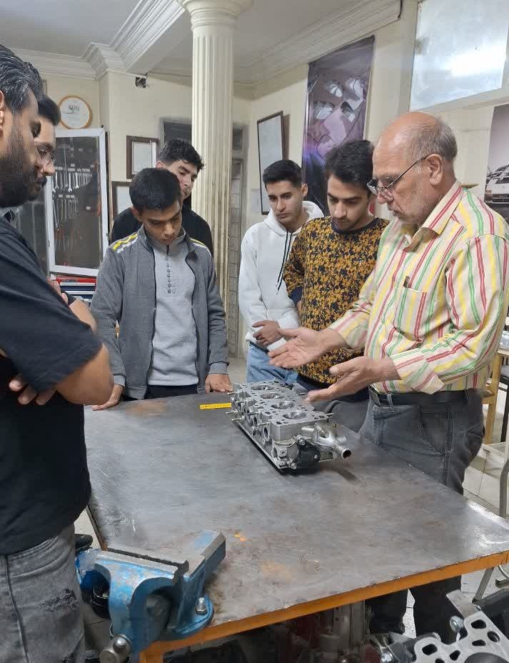 کلاس تعمیر موتور و گیربکس